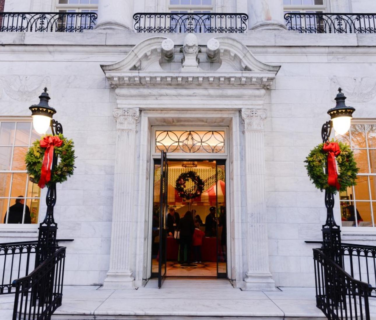 Holidays at the Museum