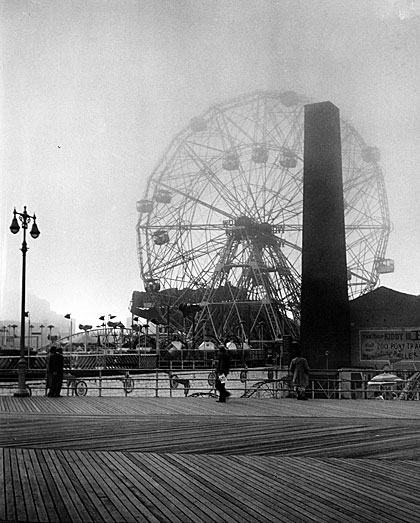 An image of Wonder Wheel in Coney Island